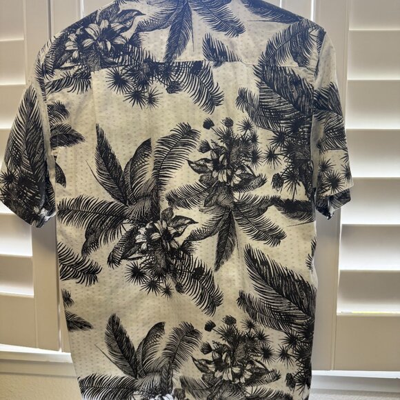 mens hurley button down shirt - Picture 2 of 3